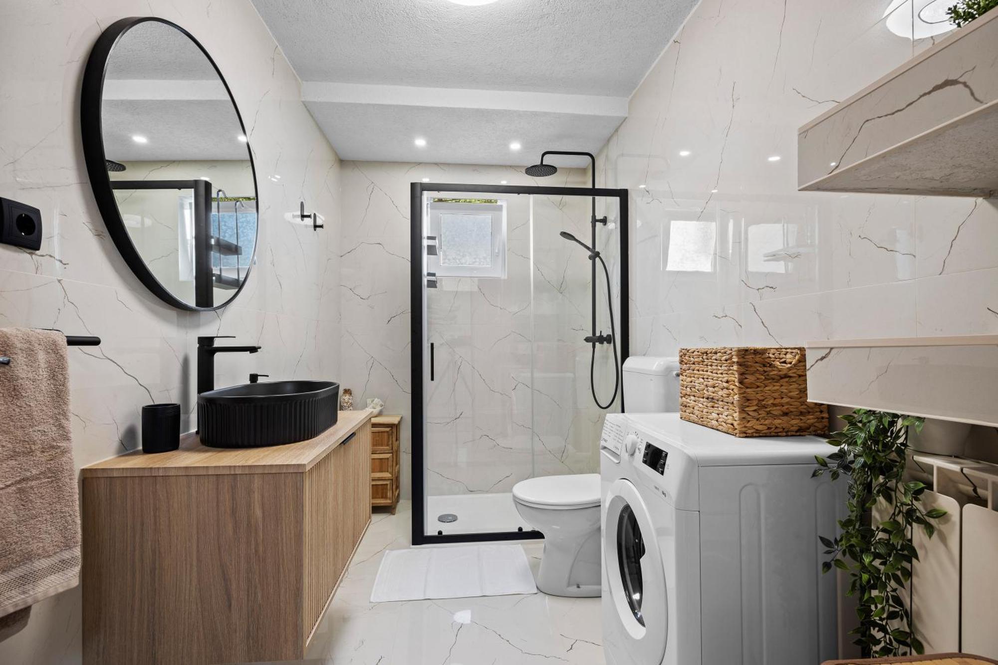 Luxury Apartments Gina Ровінь Екстер'єр фото